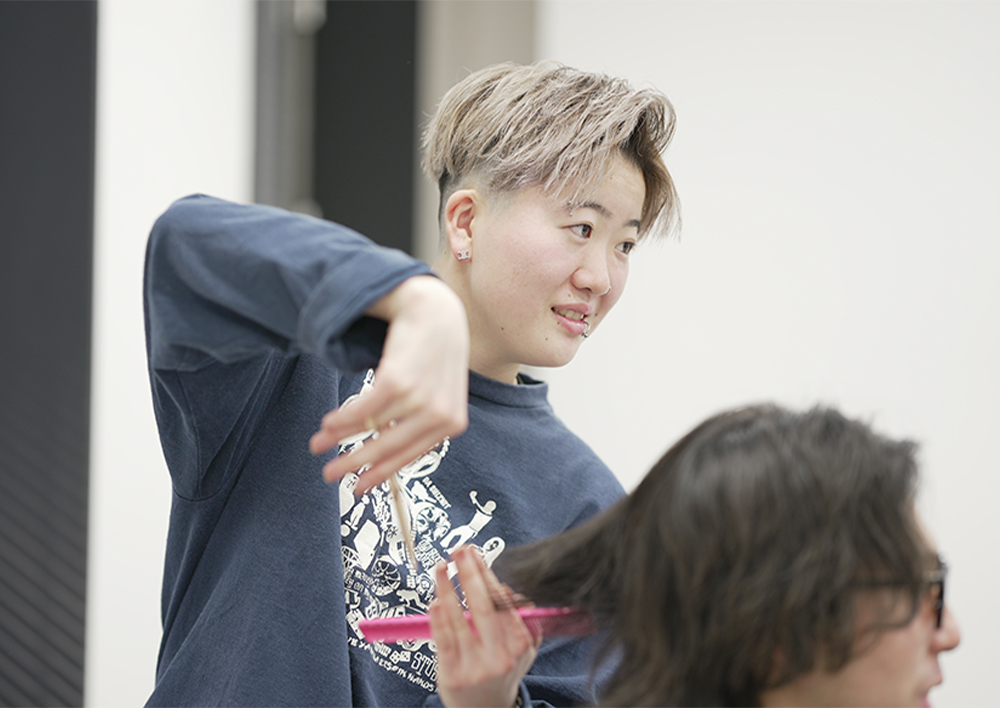 インタビューの様子